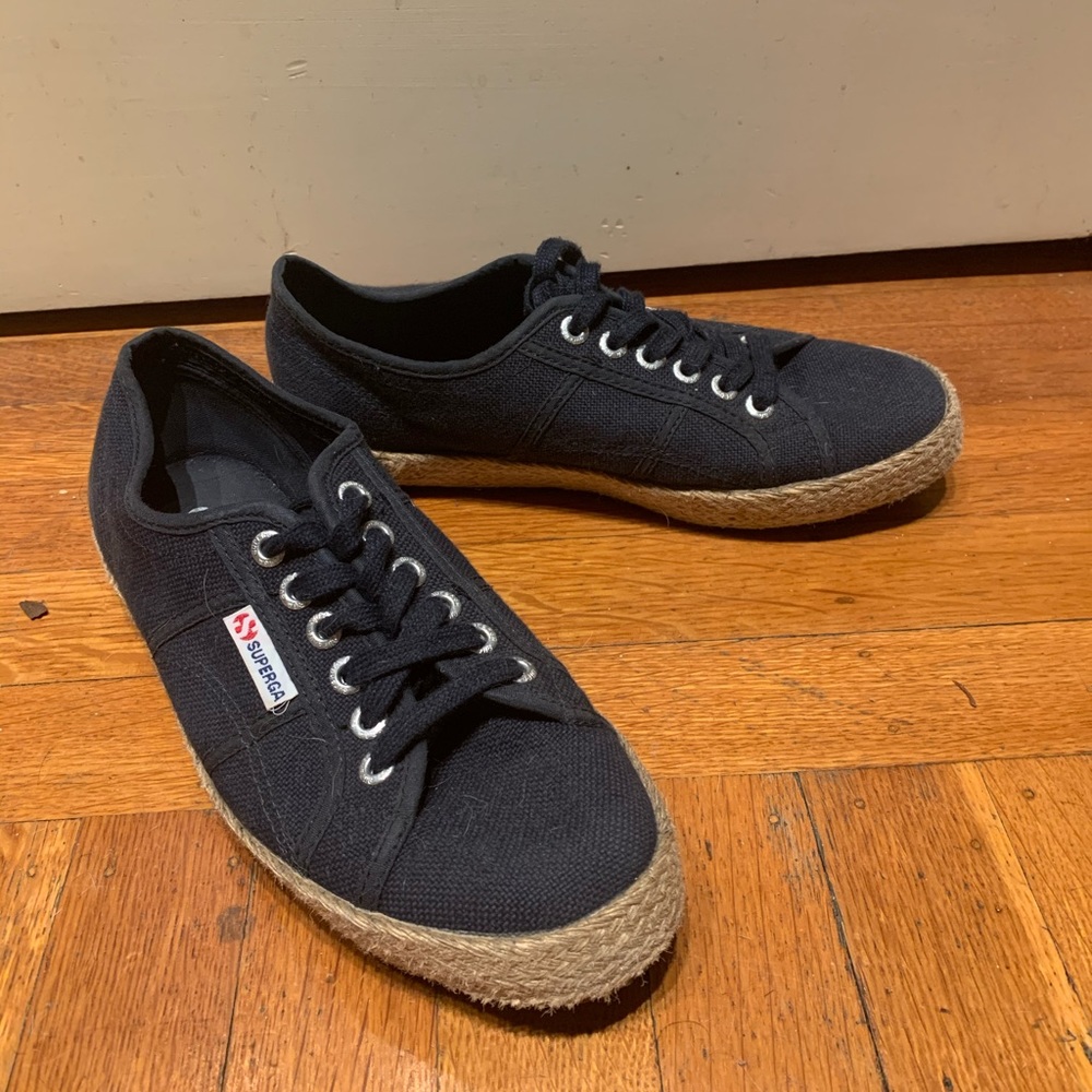 8 women’s supergas
